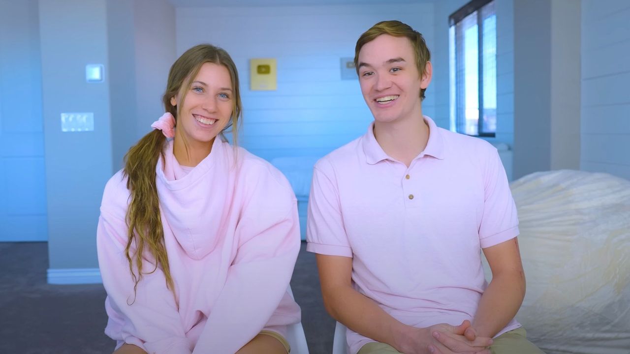 Pink Shirt Couple Break Up